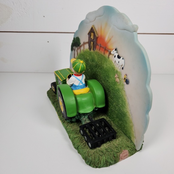 VTG 2002 DWK Boy Drives a John Deere Tractor Resin Figurine- Farm, Country, 3D - Picture 4 of 12